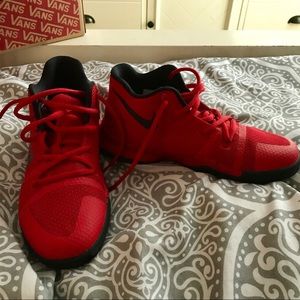 red nike shoes
